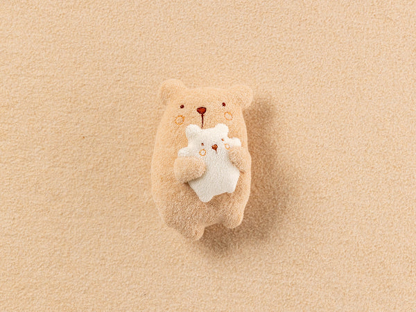 奥飛騨クマ牧場では 赤ちゃん🐻を抱っこして写真が撮れるよ！ 私