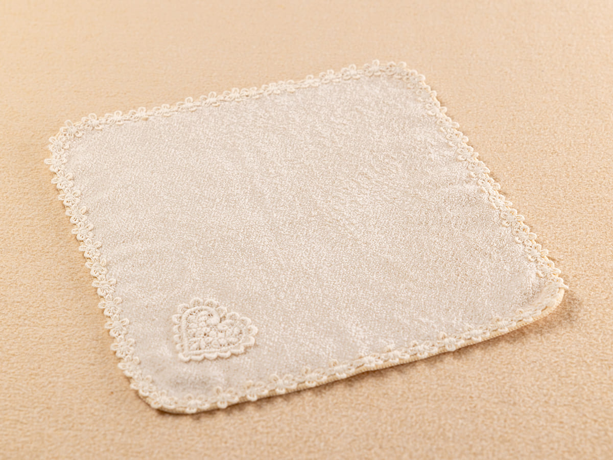 タオルハンカチ/ハートレース・エンジェルフェザーレース – My little