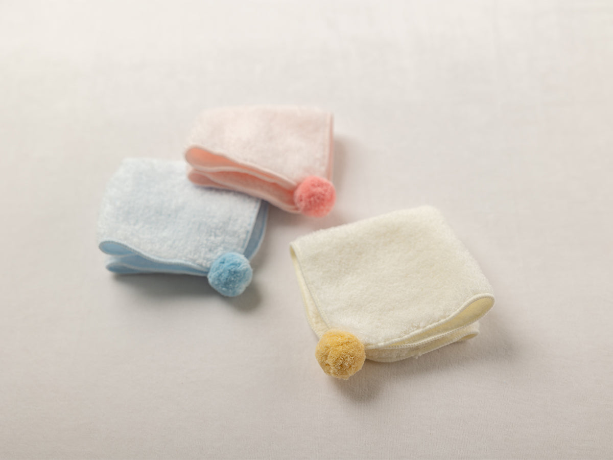 専用…マイリトルテイラーティカップ柄 ころっとうさ耳…クマポーチ他４点 ベビー小物 – My little tailor - Amorosa mamma 公式オンラインショップ -
